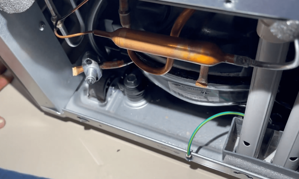 Refrigerant leak Samsung Refrigerators
