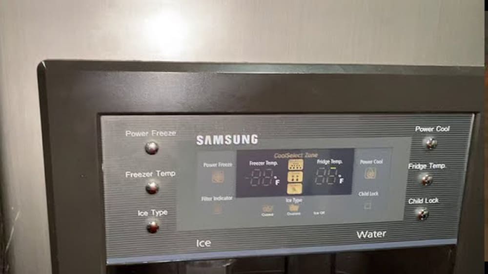 How to restart a Samsung refrigerator after a power outage