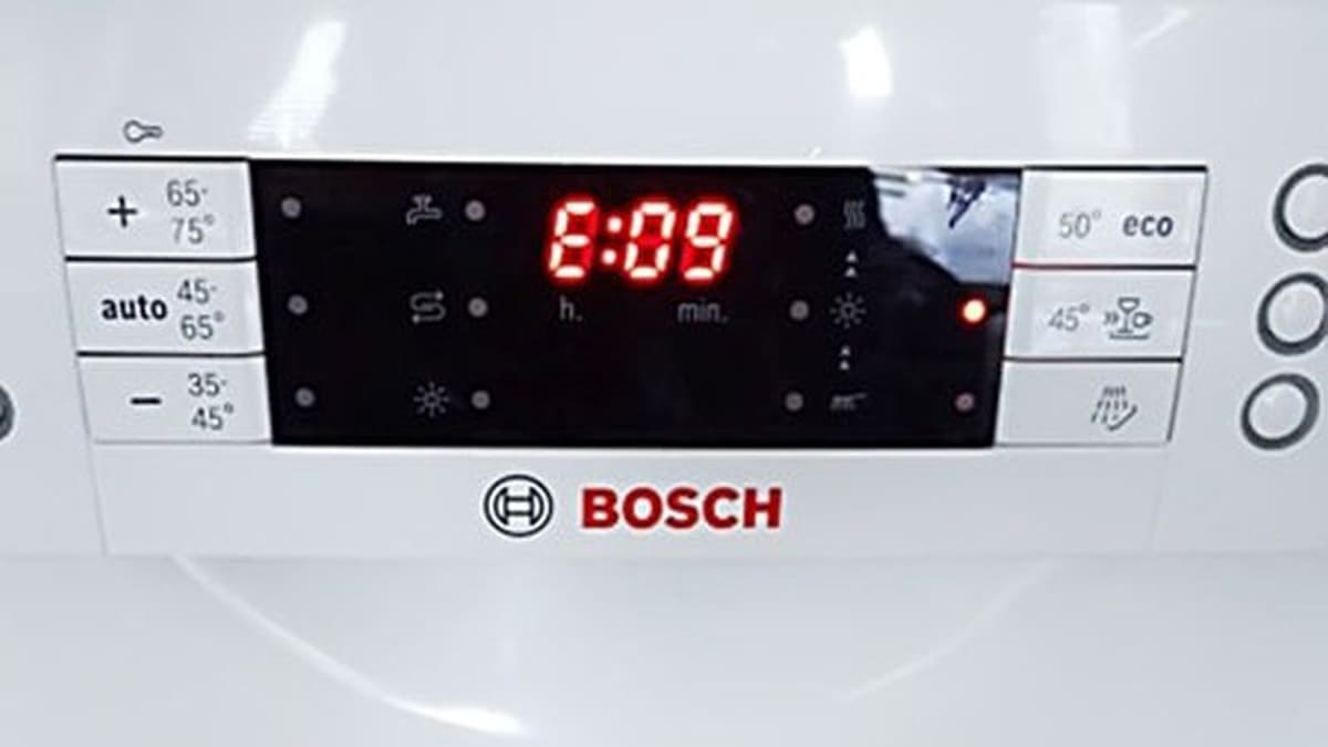 Посудомойка бош ошибка е. Индикаторы посудомоечной машины Bosch. Е09 бош посудомойка. Ошибка е09 в посудомоечной машине Bosch. Индикатор посудомоечной машины бош Bosch.