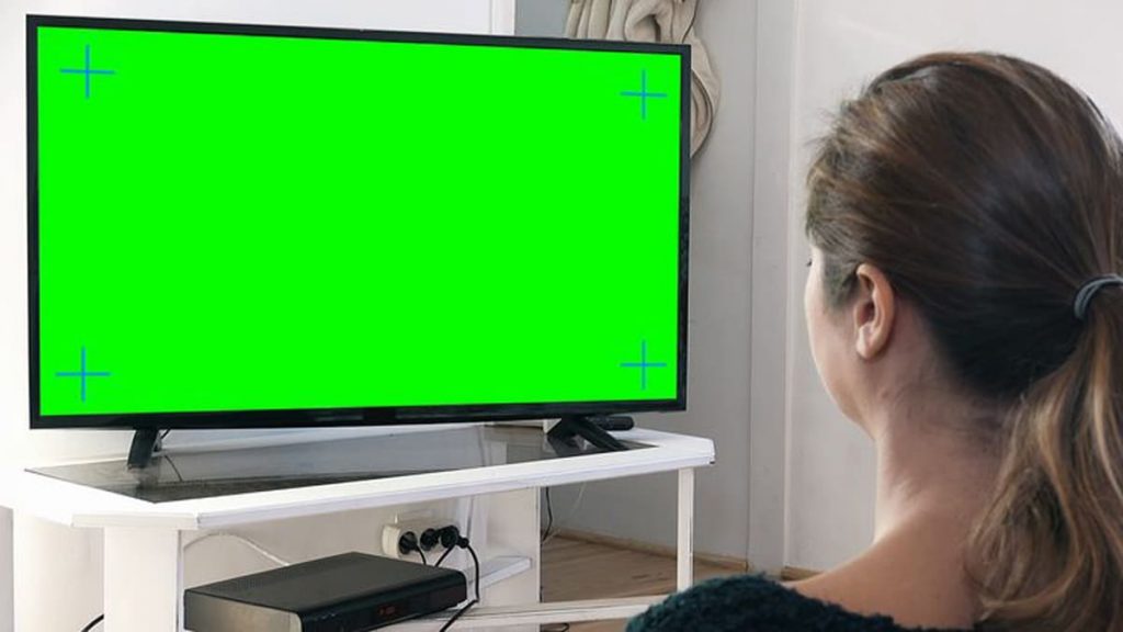 TV green screen appears